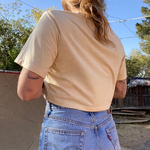 The Great Wave crop top - Picture 3 of 3